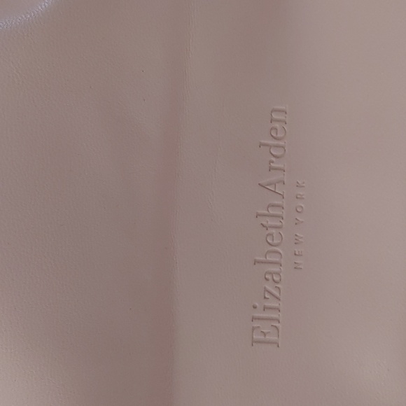 Eliz Arden Fragrance Bag - Picture 2 of 11